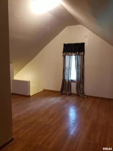 Other - 212 44th St, Moline, IL 61265 photo 3 of 11