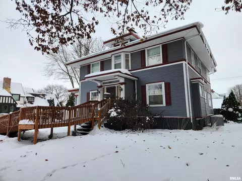 803 5th Ave S Ave S, Clinton, IA 52732