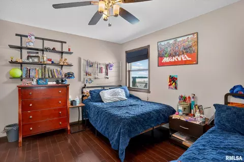 Bedroom - 5759 Riverview Rd, Thomson, IL 61285 photo 6 of 10