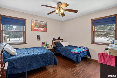 Bedroom - 5759 Riverview Rd, Thomson, IL 61285 photo 5 of 10