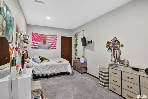Bedroom - 5759 Riverview Rd, Thomson, IL 61285 photo 7 of 10