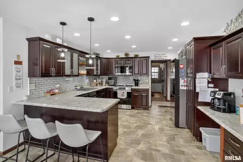 Kitchen - 5759 Riverview Rd, Thomson, IL 61285 photo 3 of 3