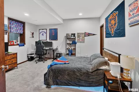 Bedroom - 5759 Riverview Rd, Thomson, IL 61285 photo 9 of 10