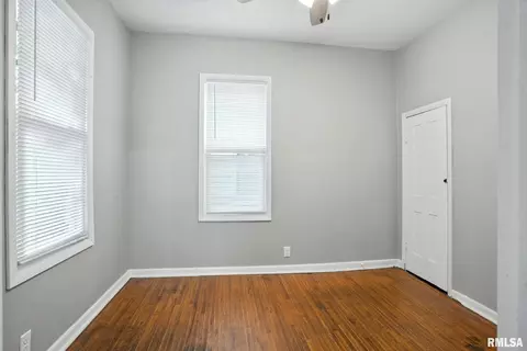 Bedroom - 421 16th Ave, Moline, IL 61265 photo 1 of 6