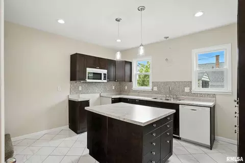 Kitchen - 421 16th Ave, Moline, IL 61265 photo 1 of 2