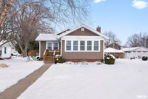 202 W Williams St, Atkinson, IL 61235