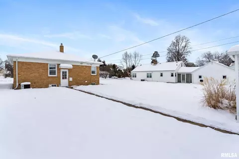 5215 11th Ave, Moline, IL 61265 photo 5