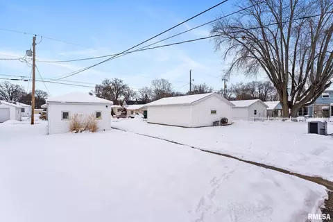 5215 11th Ave, Moline, IL 61265 photo 6