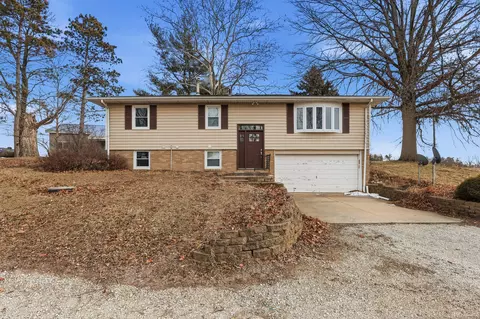 22503 45th Ave, Port Byron, IL 61275