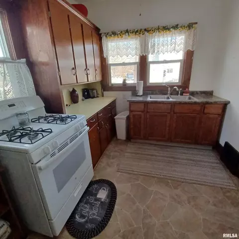 1208 Pine St, Kewanee, IL 61443 photo 28