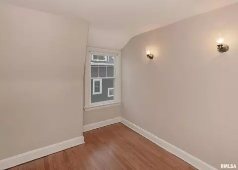 Bedroom - 2416 12th St, Moline, IL 61265 photo 6 of 10