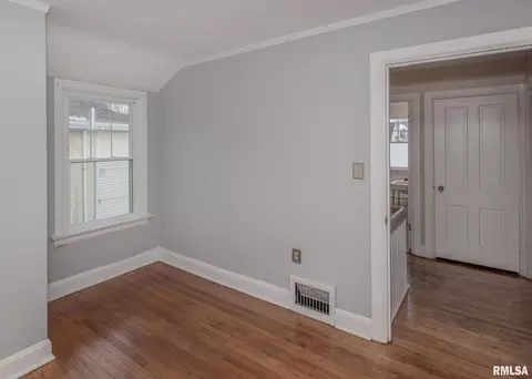 Bedroom - 2416 12th St, Moline, IL 61265 photo 1 of 10