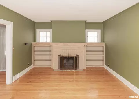 Living - 2416 12th St, Moline, IL 61265 photo 1 of 8