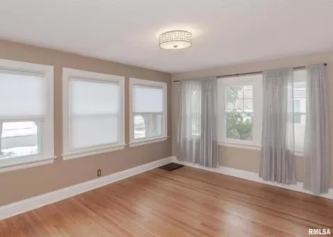 Living - 2416 12th St, Moline, IL 61265 photo 4 of 8