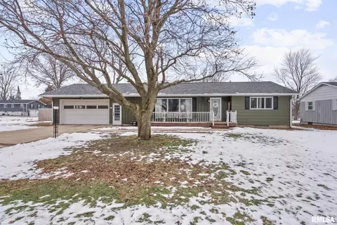 301 N Washington St, Atkinson, IL 61235