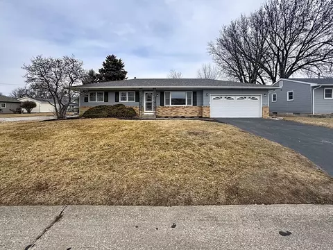 1005 5th Street A, Hampton, IL 61256