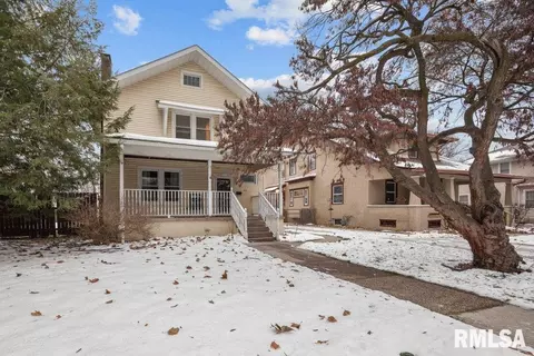 2428 Arlington Ave, Davenport, IA 52803