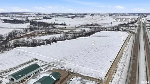 14 Acres 306th St, Tipton, IA 52772