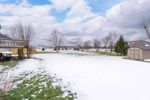 Exterior - 973 17th Ave, Silvis, IL 61282 photo 5 of 5