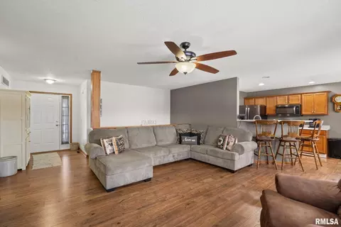 Other - 973 17th Ave, Silvis, IL 61282 photo 2 of 12