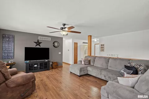 Other - 973 17th Ave, Silvis, IL 61282 photo 1 of 12