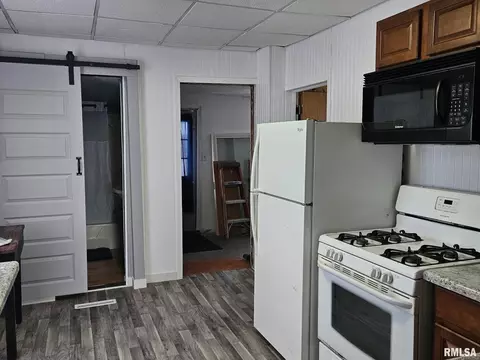Entry Way - 201 E May St, Joy, IL 61260 photo 1 of 1