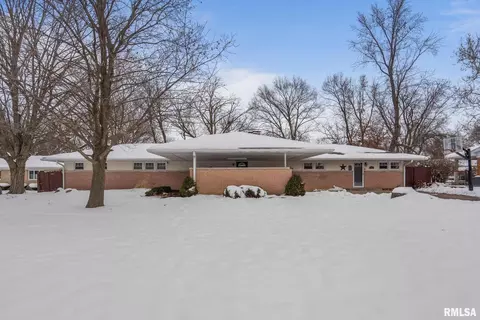 3309 33rd Ave, Rock Island, IL 61201