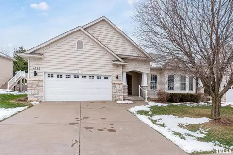 4126 Charles Ct, Bettendorf, IA 52722