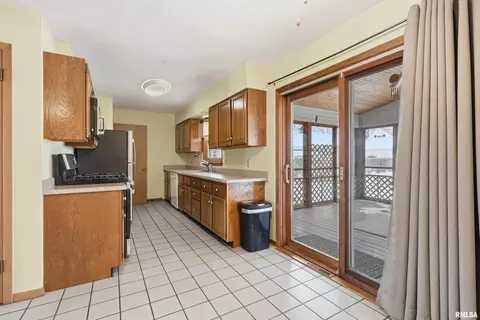 Kitchen - 1508 32nd St, Moline, IL 61265 photo 1 of 3