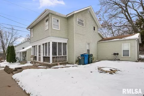 610 Linn St, Muscatine, IA 52761