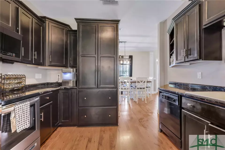  412 Lake Shore Dr, Midway, GA 31320 photo 12