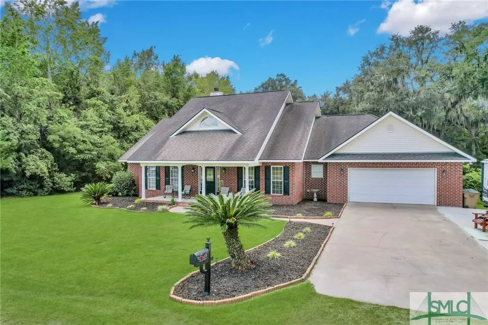  412 Lake Shore Dr, Midway, GA 31320 photo 2