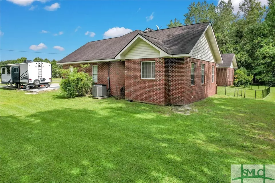  412 Lake Shore Dr, Midway, GA 31320 photo 40