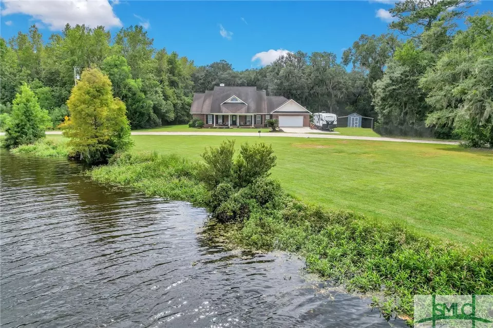 412 Lake Shore Dr, Midway, GA 31320 photo 6