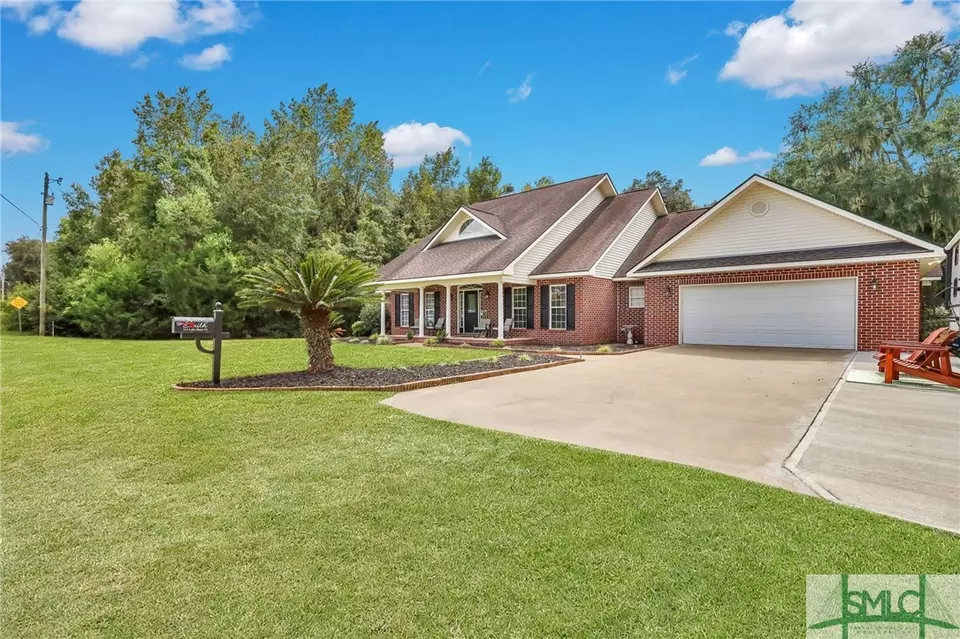  412 Lake Shore Dr, Midway, GA 31320 photo 3