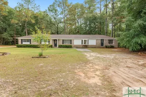413 Wallace Dr, Springfield, GA 31329 photo 1