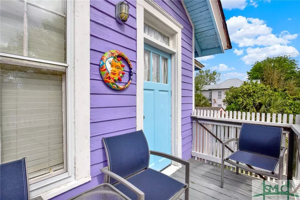 Exterior - 1321 Jefferson St, Savannah, GA 31401 photo 6 of 9