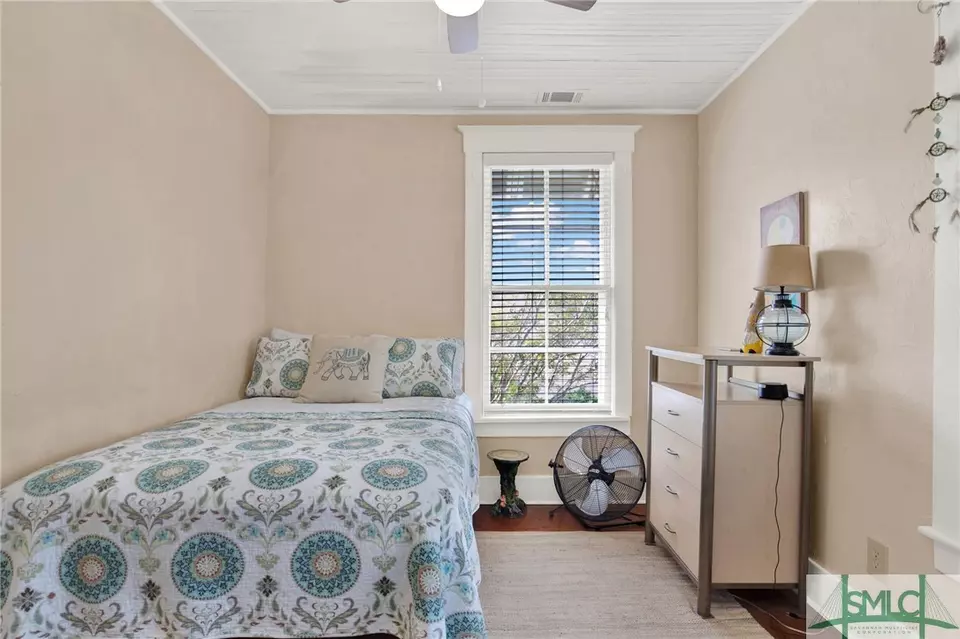 Bedroom - 1321 Jefferson St, Savannah, GA 31401 photo 8 of 8