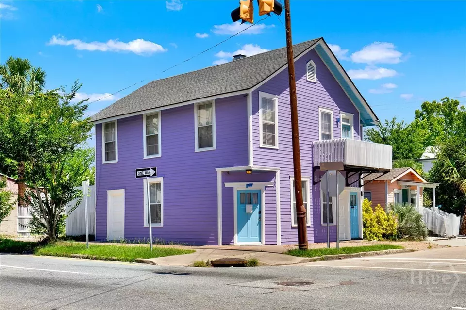 Exterior - 1321 Jefferson St, Savannah, GA 31401 photo 4 of 9