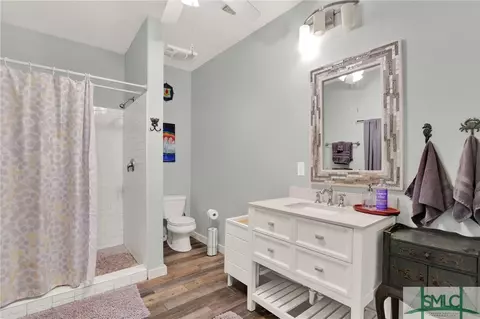 Bath - 1321 Jefferson St, Savannah, GA 31401 photo 1 of 3