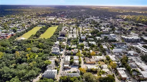 View/Area - 117 W Gaston St, Savannah, GA 31401 photo 1 of 3