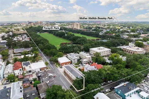 20 W Duffy St #D, Savannah, GA 31401