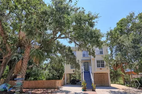 10 Fort Ave, Tybee Island, GA 31328