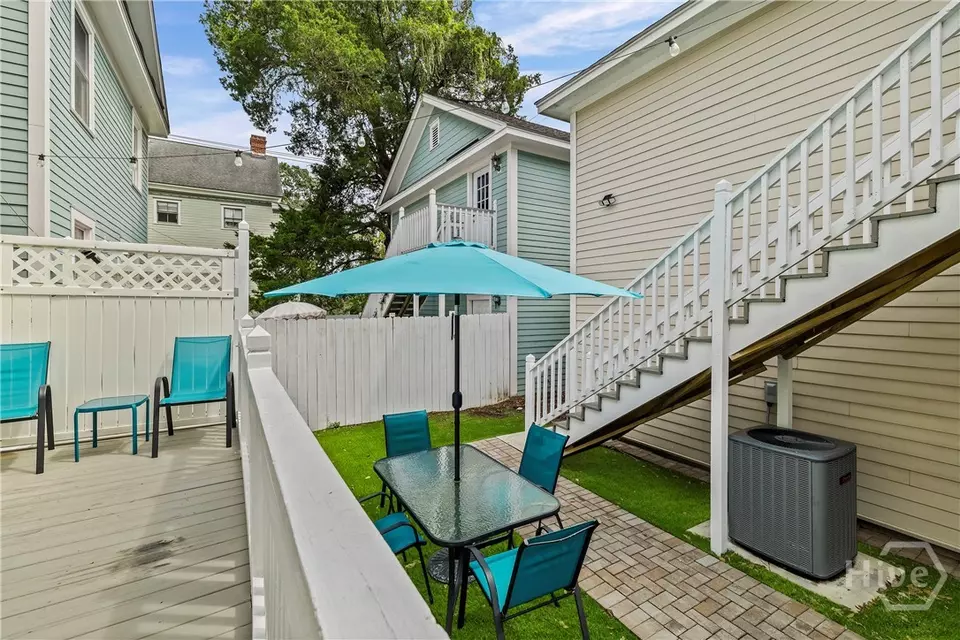 Exterior - 409 E Park Ave, Savannah, GA 31401 photo 5 of 9
