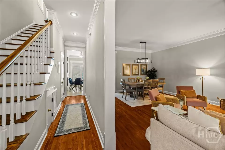 Entry Way - 409 E Park Ave, Savannah, GA 31401 photo 3 of 4