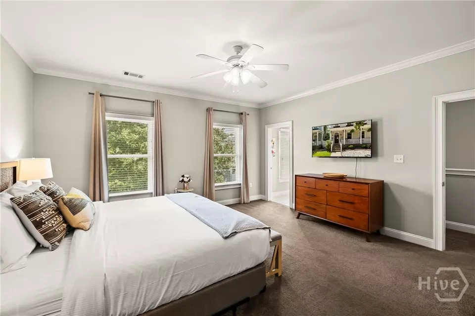Bedroom - 409 E Park Ave, Savannah, GA 31401 photo 1 of 7