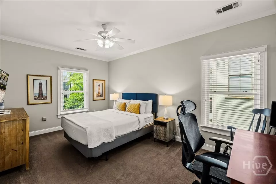 Bedroom - 409 E Park Ave, Savannah, GA 31401 photo 4 of 7