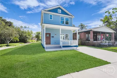 8 Newell St, Savannah, GA 31415