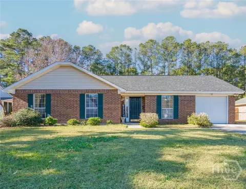 39 Cat Tail Ct, Richmond Hill, GA 31324