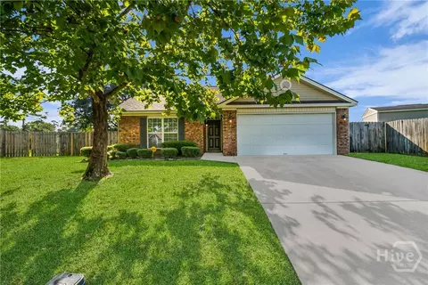 162 W Tahoe Dr, Savannah, GA 31405